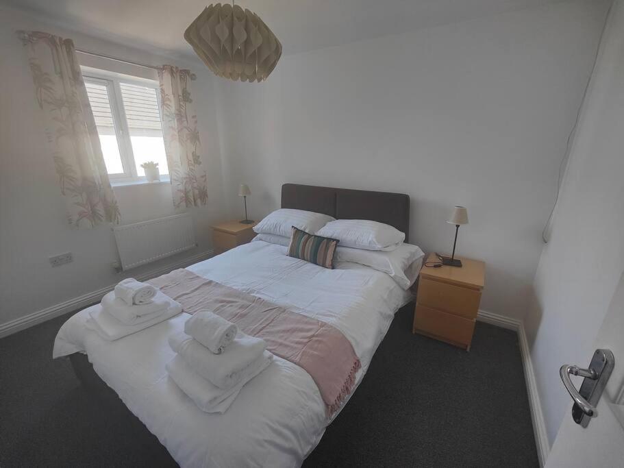 Shoreline Seaside Holiday Home Aberavon Beach Port Talbot Eksteriør bilde