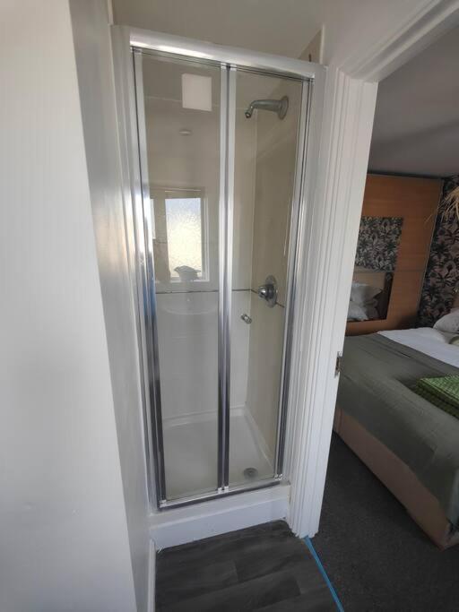 Shoreline Seaside Holiday Home Aberavon Beach Port Talbot Eksteriør bilde