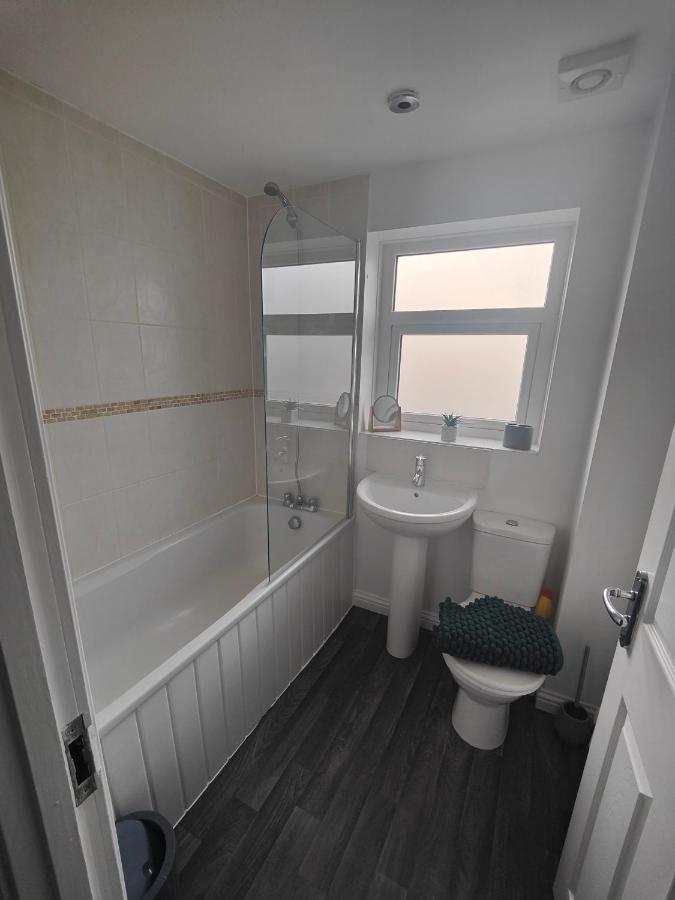 Shoreline Seaside Holiday Home Aberavon Beach Port Talbot Eksteriør bilde